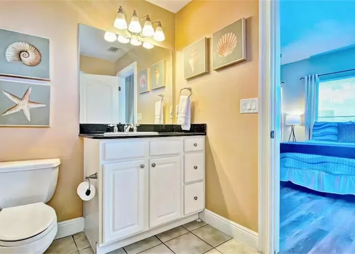 Private 3 Bed 3.5 Bath By The