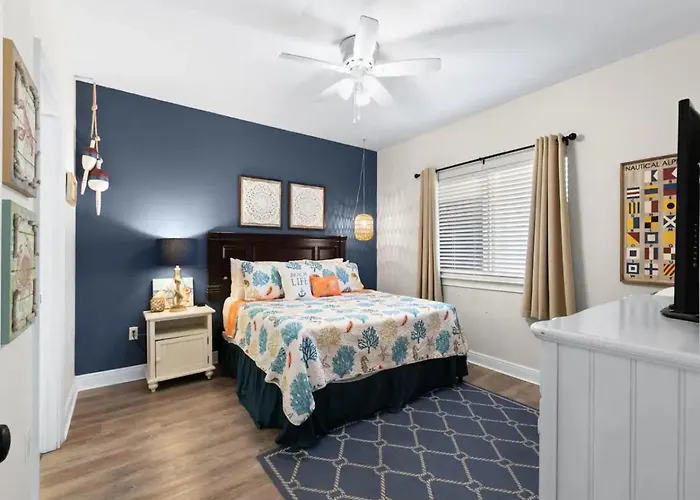 Private 3 Bed 3.5 Bath By The Ferienhaus