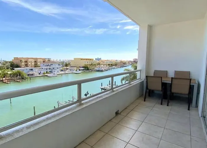 Private 3 Bed 3.5 Bath By The Ferienhaus *