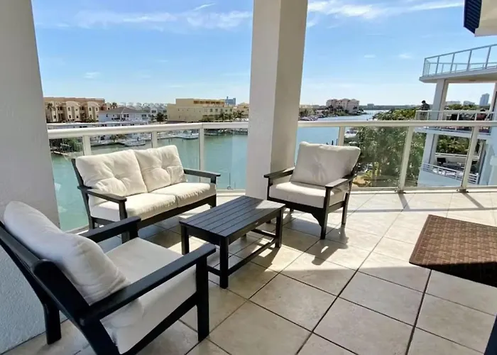 Ferienhaus Private 3 Bed 3.5 Bath By The *